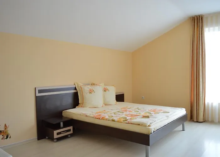 Zafo Hotel 3*